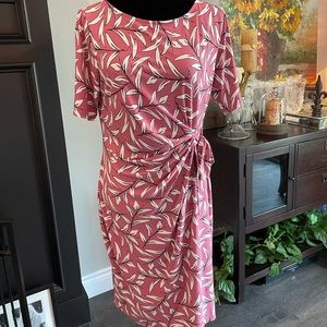 Pink dress with side tie